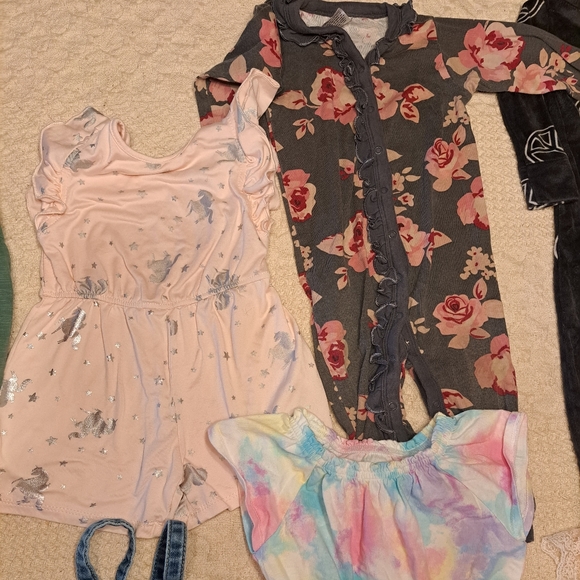 Romper & PJ bundle - Picture 3 of 8